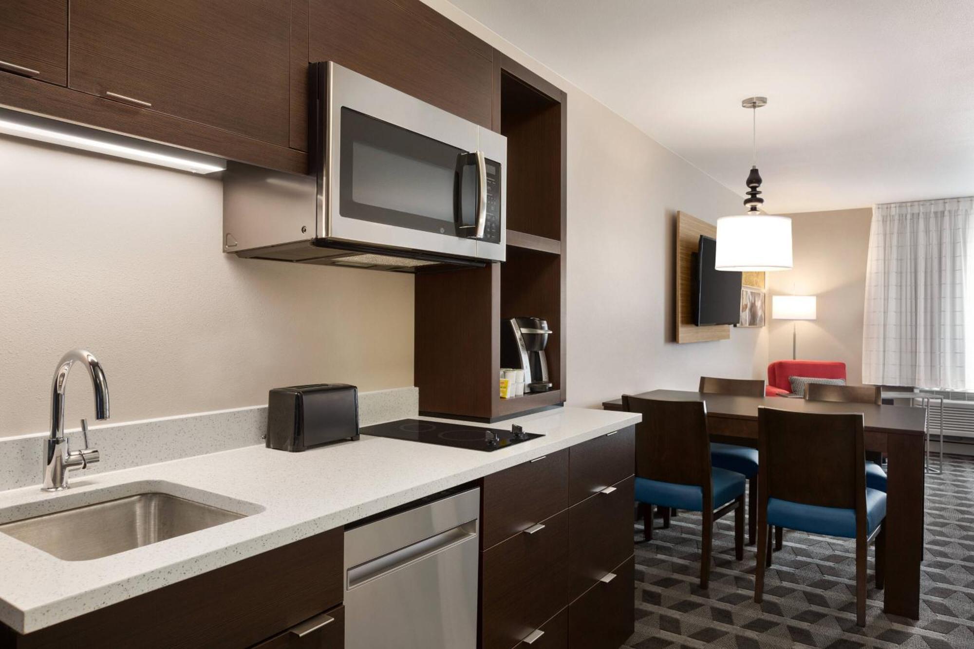 Towneplace Suites Cedar Rapids Marion Εξωτερικό φωτογραφία